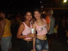 Oktober 10 Anos